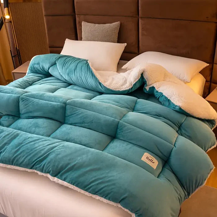 Brisbane™ Premium Reversible Sherpa Doona