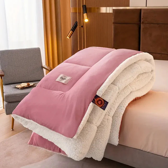 Brisbane™ Premium Reversible Sherpa Doona